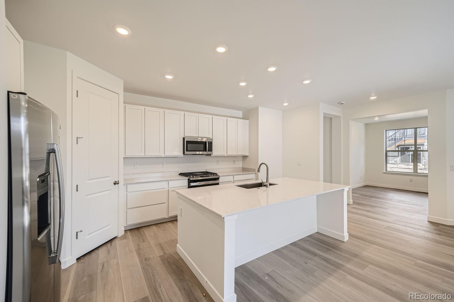 2996 S Quaker Street