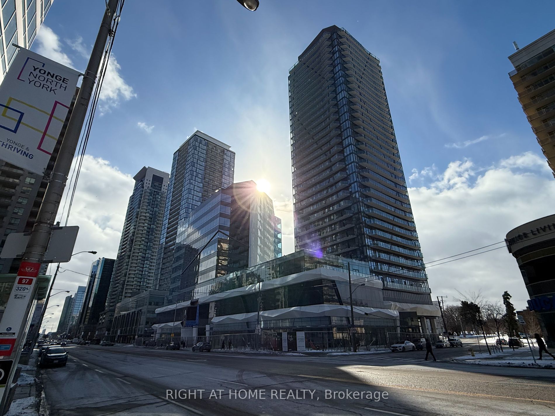 15 Ellerslie Ave LPH07