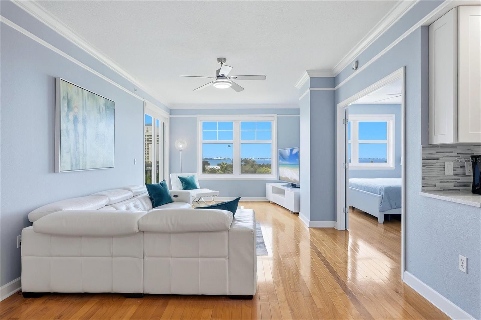750 N Tamiami Trail 517
