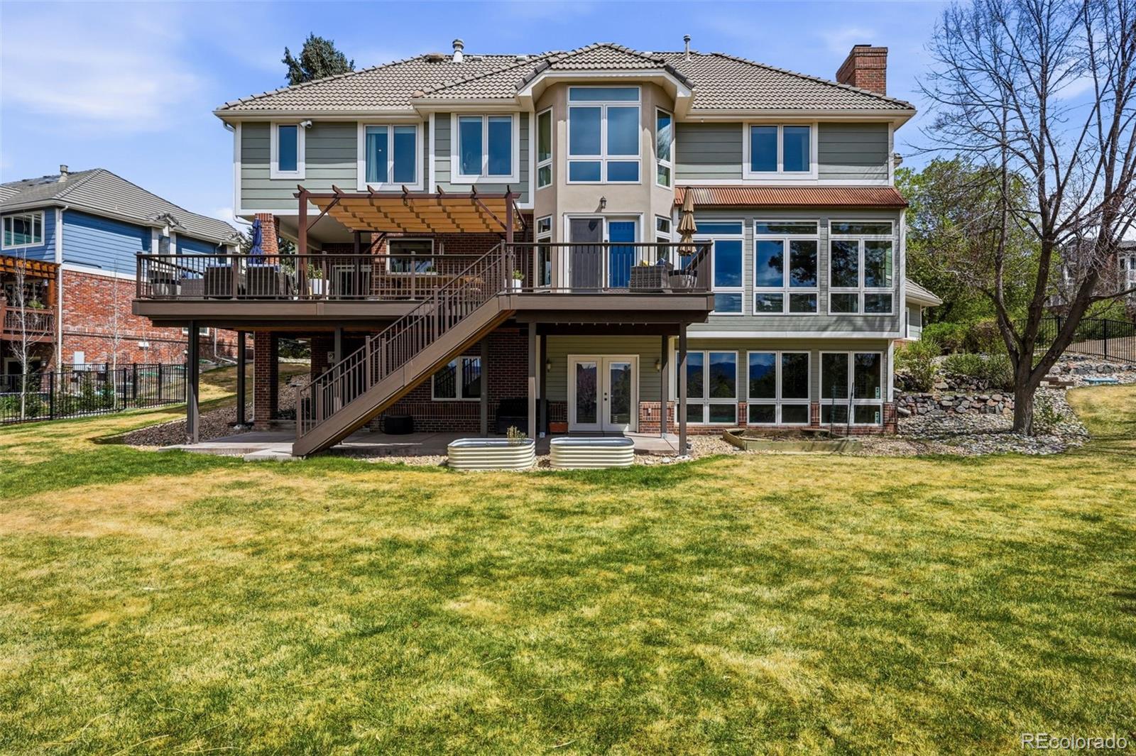 77 Falcon Hills Drive