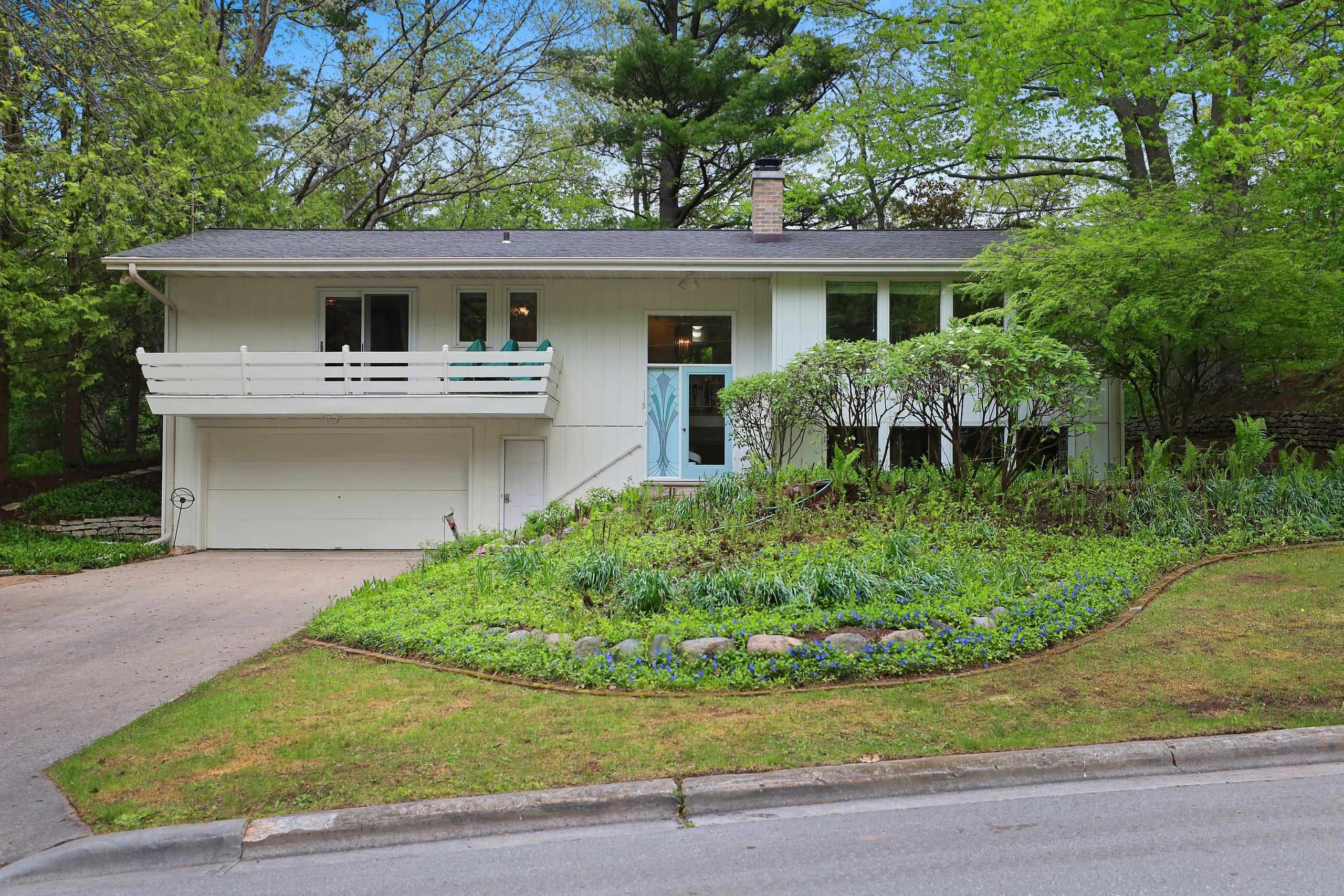 115 Little Swiss Place