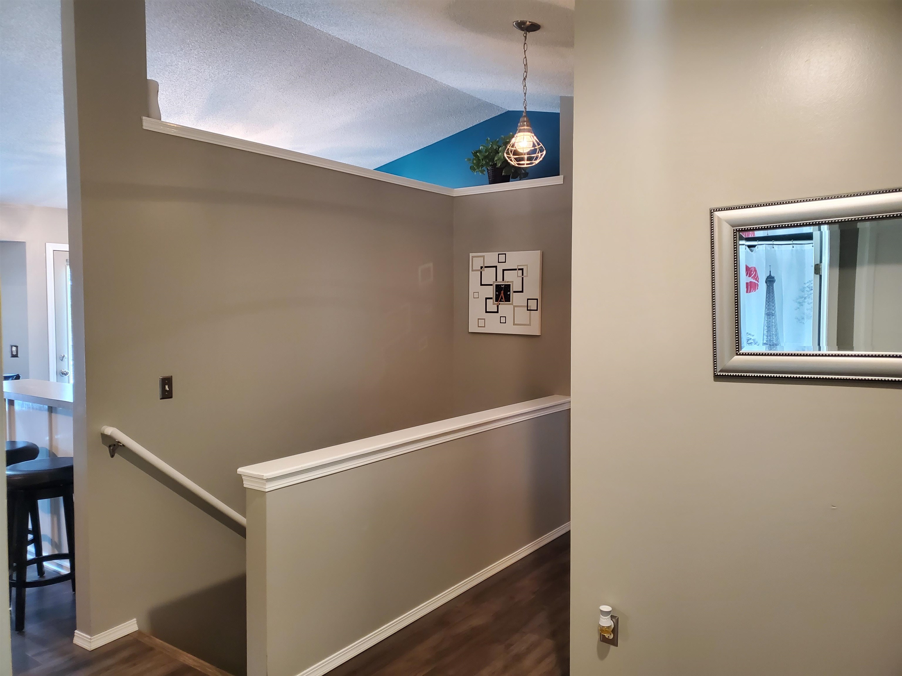 1435 E Berlin