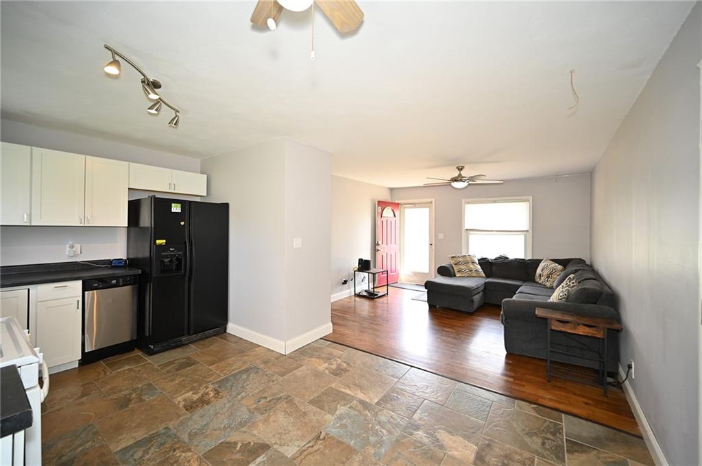 5142 N Corrington Avenue