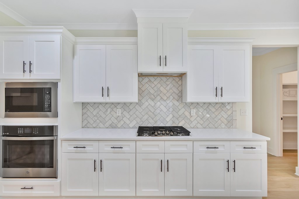 304 Abercrombie Point