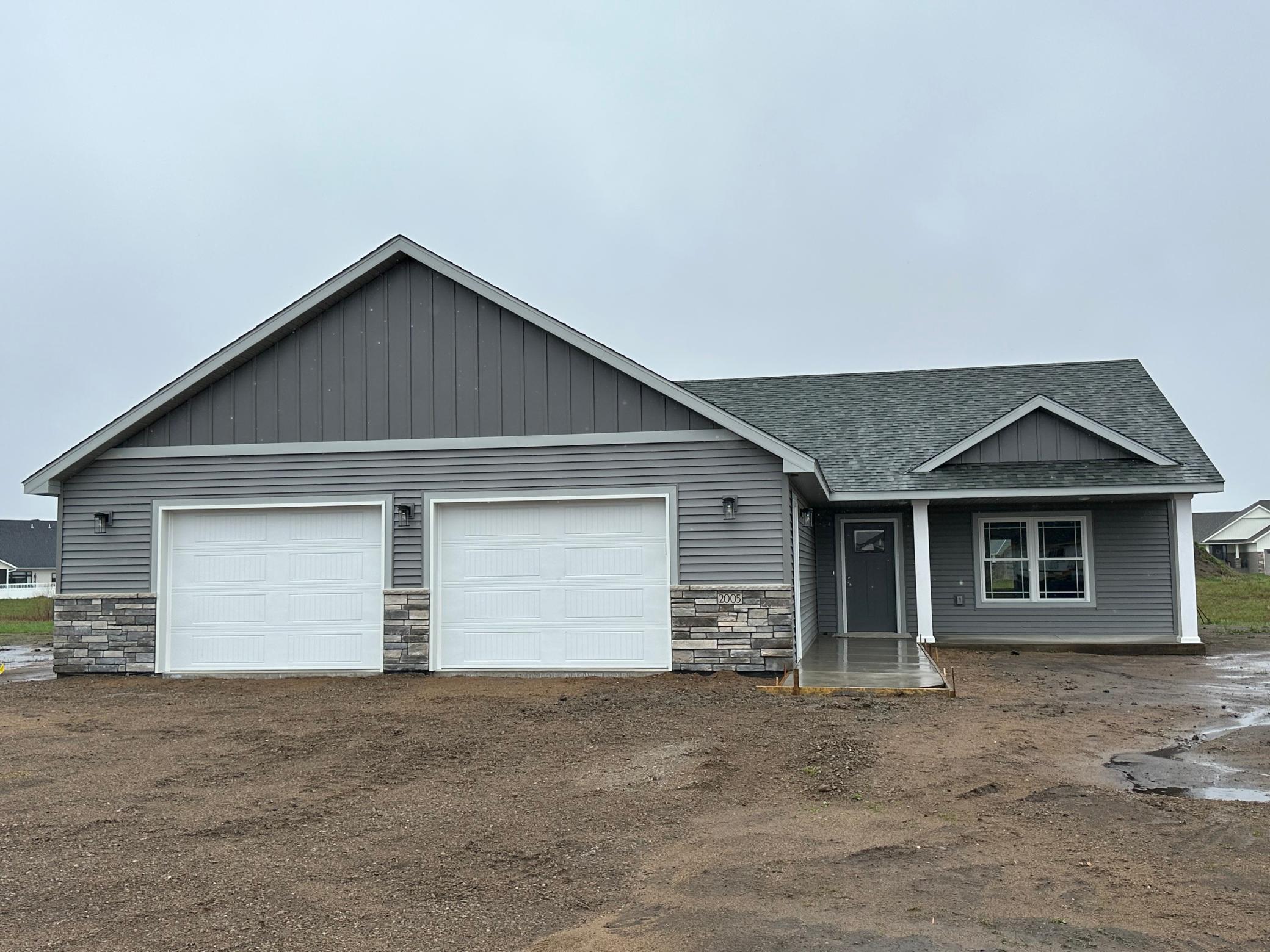 2005 Sandstone Loop N