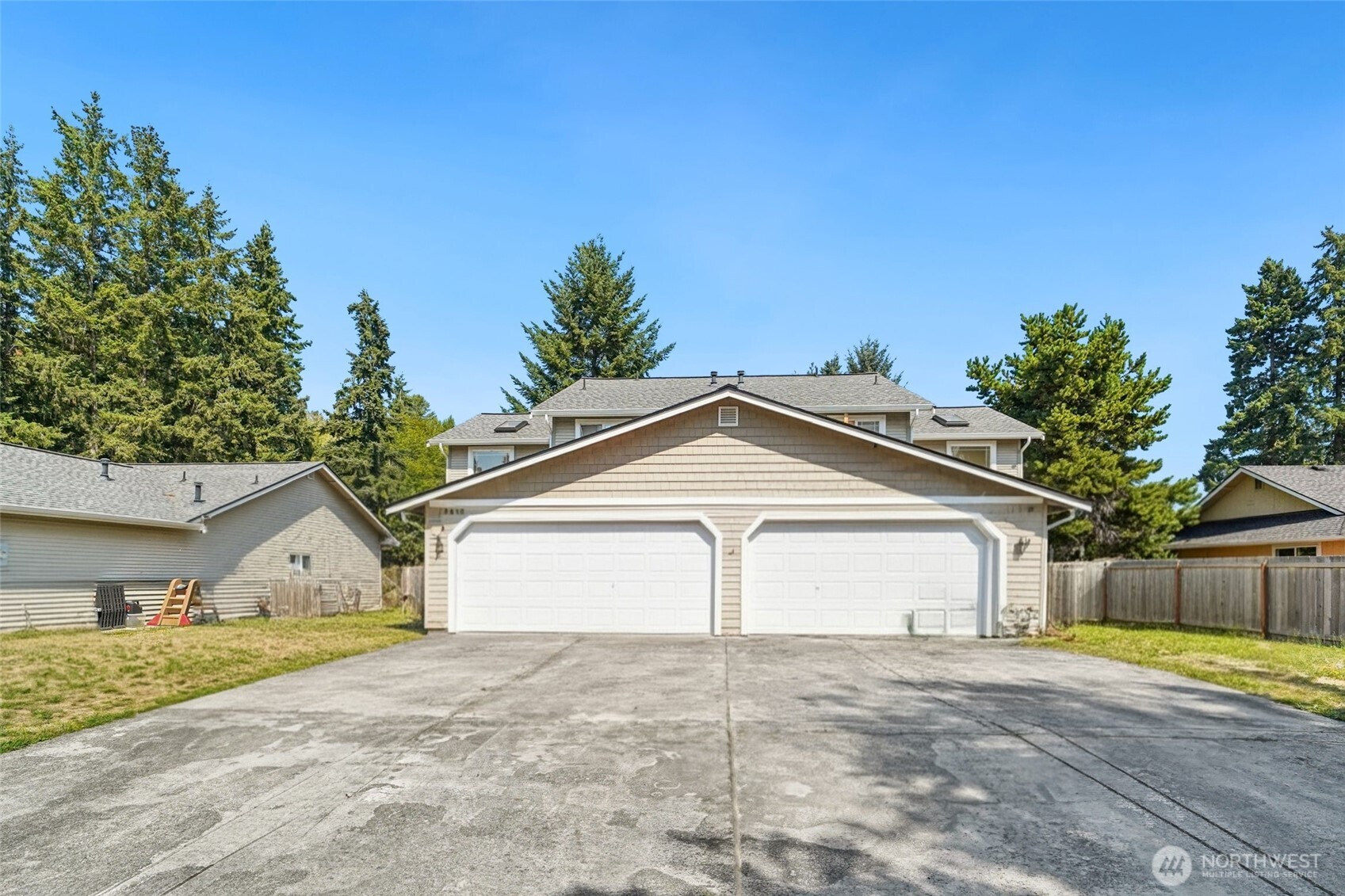 12008 119th Avenue E