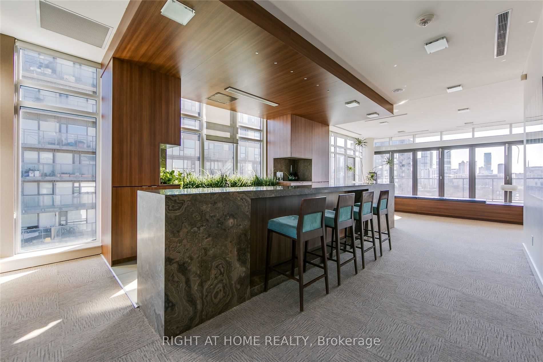 260 Sackville St 312
