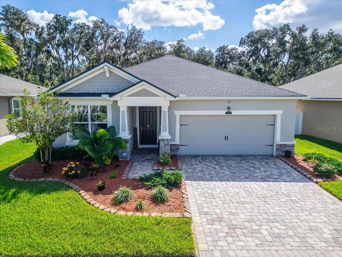 Exterior photo: Pool home with conservation views in Riverview