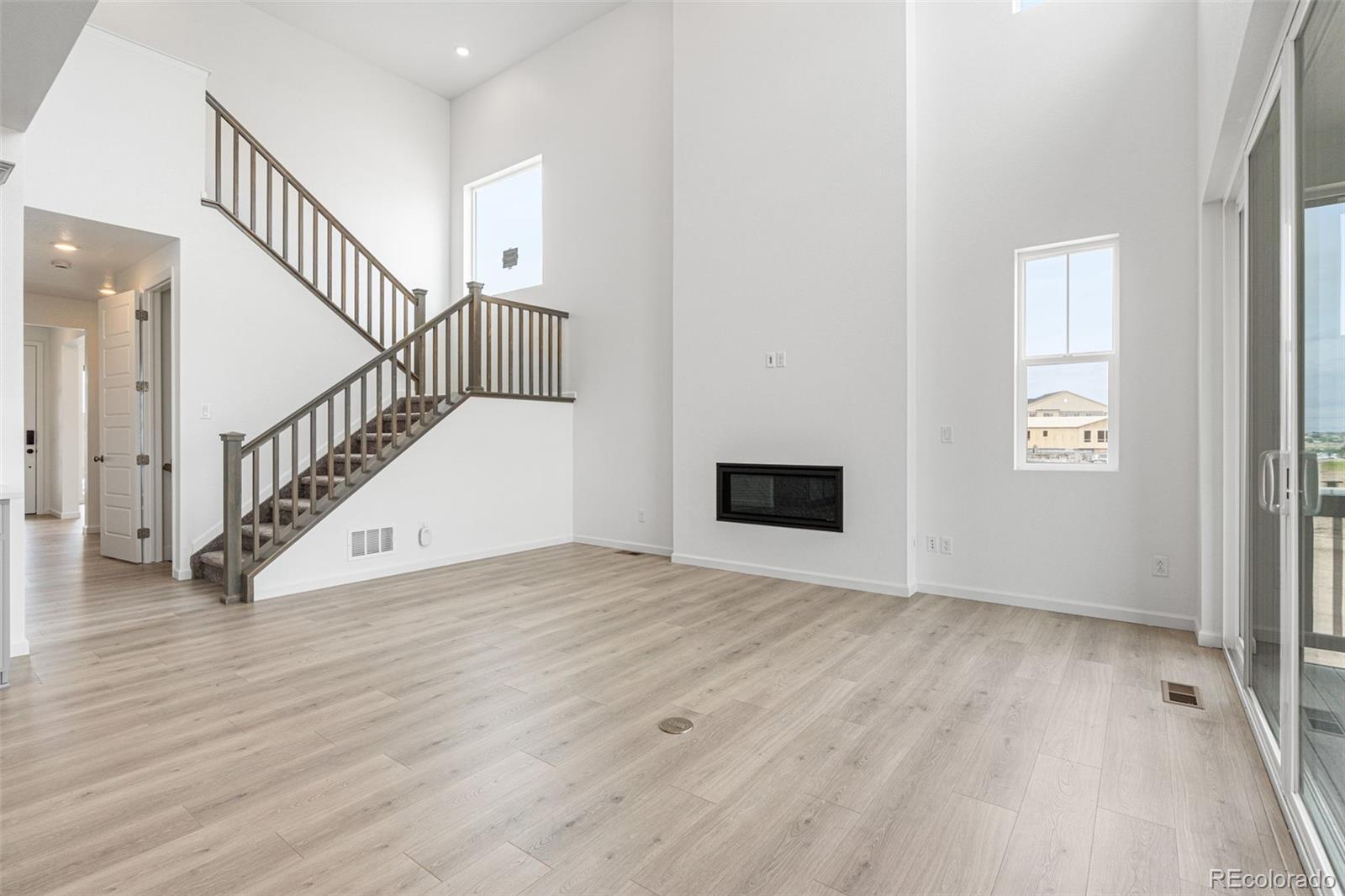 8852 Whiteclover Street