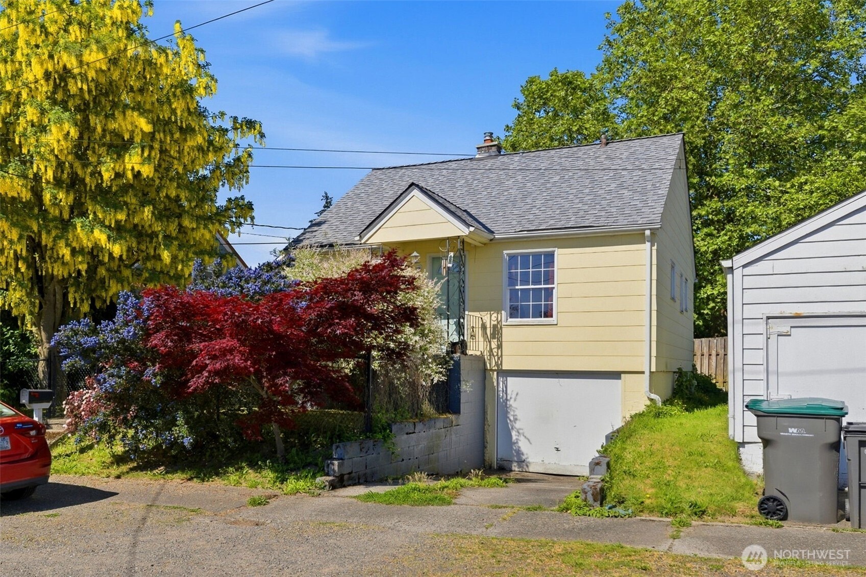 Check out this adorable home with 2 bedrooms and full bath and a large basement that is walking distance to the shipyard, close to shopping, and super easy access to the hwy and ferry. Enjoy the open concept floor plan and a spacious area to eat in kitchen, The home features updated windows and gas furnace. The finished basement has a huge laundry room, bonus room and a deep one car garage. The fully fenced yard includes a large storage shed. The roof was replaced in 2014, so no insurance issues!!! This one won't last long, don't miss out.
