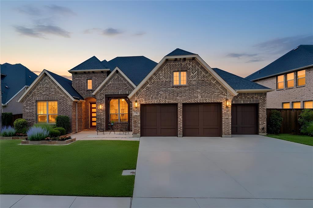 11701 Slumber Falls Drive, Flower Mound, TX