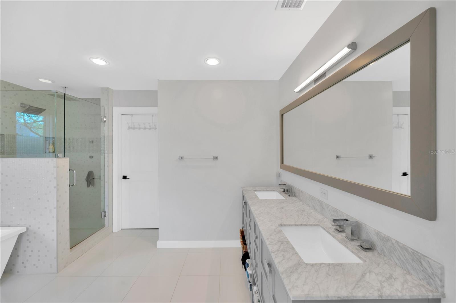 2802 Northpointe Lane