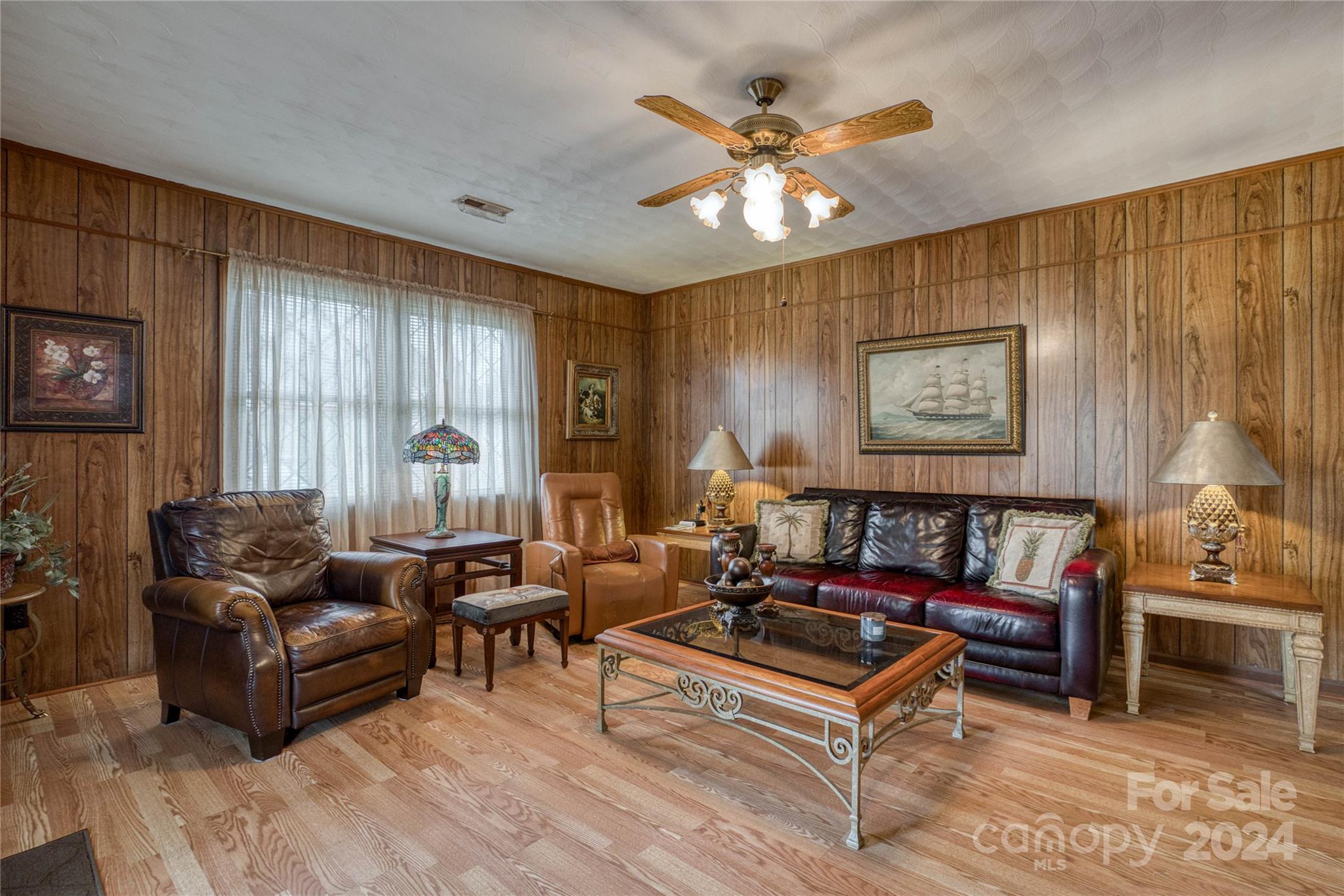 2559 Sweetbriar Circle