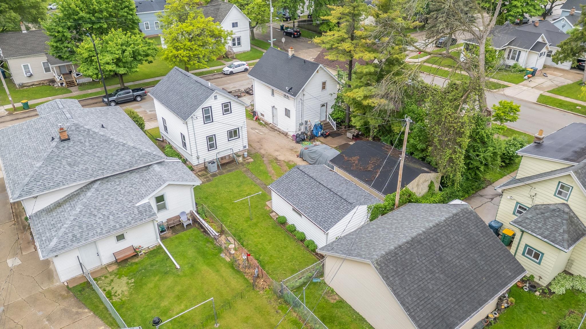 369 W Division Street