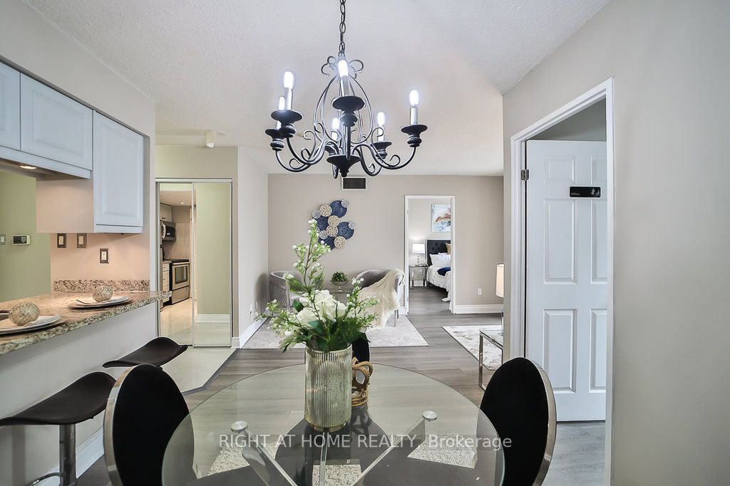 265 Enfield Pl 1001