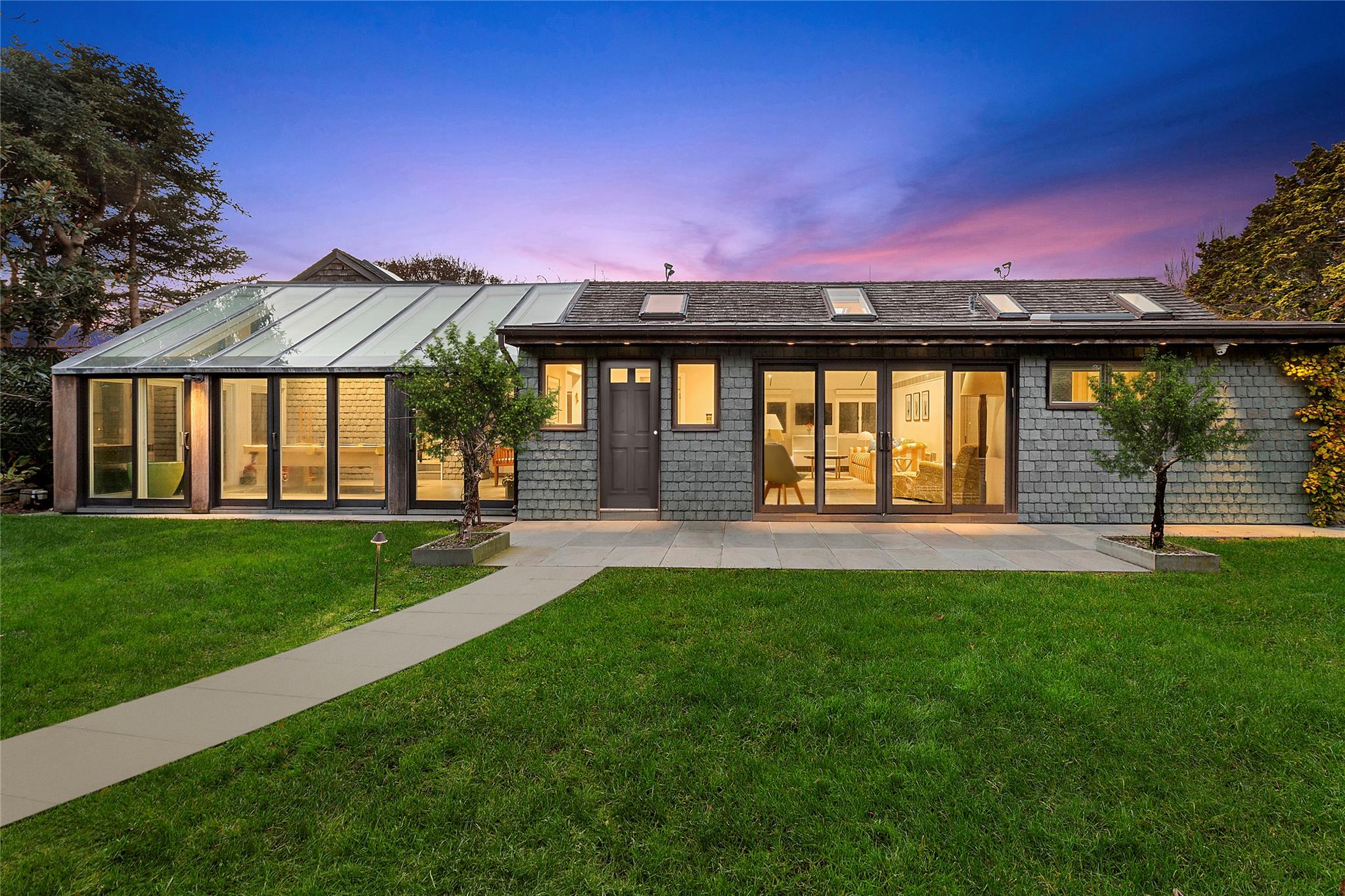 33 Lily Pond Lane