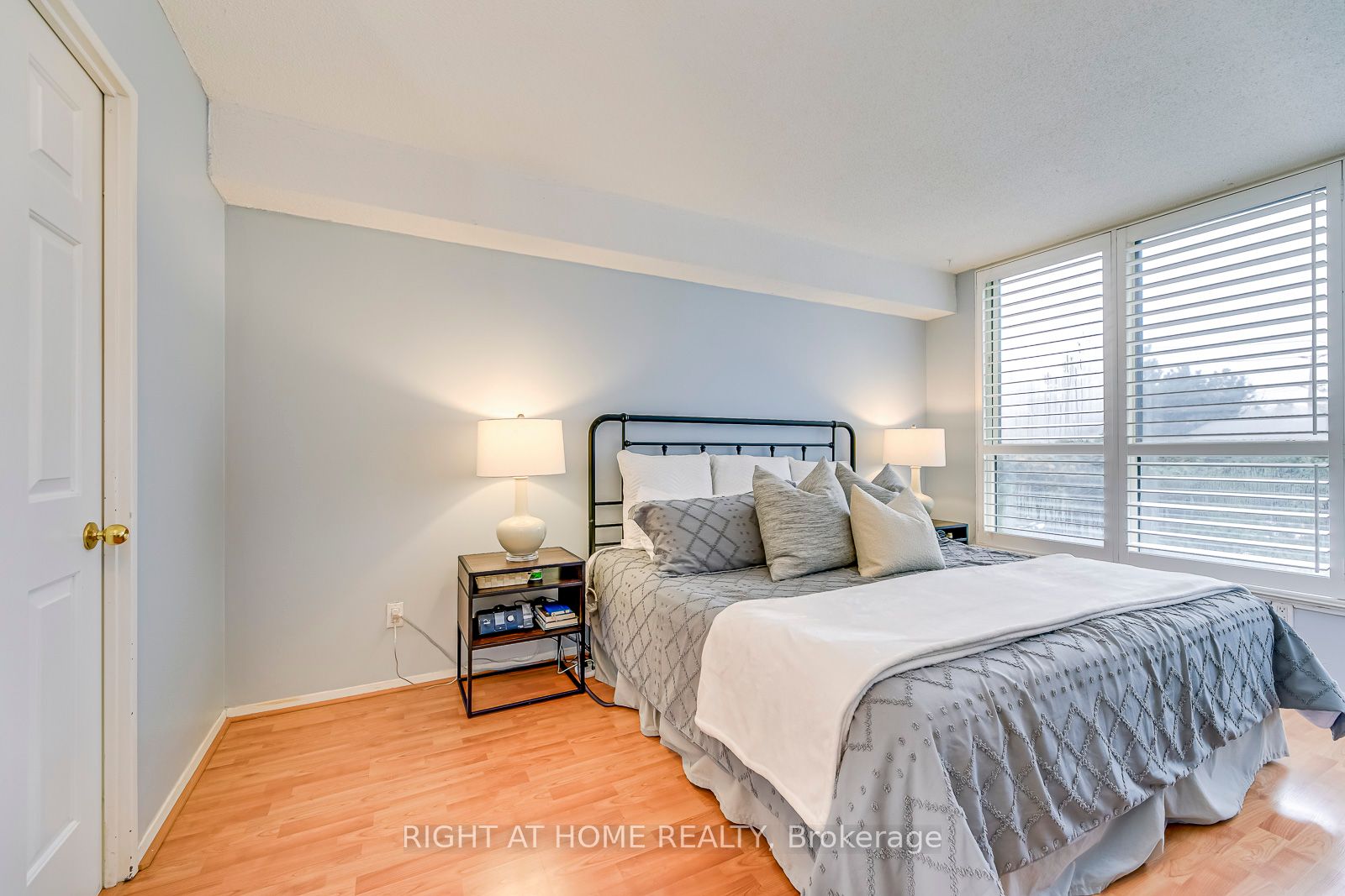 20 Southport St 318