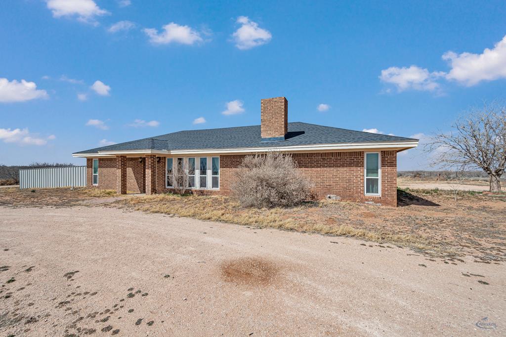 MUST SEE this charming country living home in GREENWOOD DISTRICT on 2 ACRES WITH A IN GROUND POOL and HOT TUB with a 30X40 Insulated WORKSHOP!!! 900 sqft GUEST QUARTERS with kitchen with bathroom. 5 RV HOOKUPS!!
