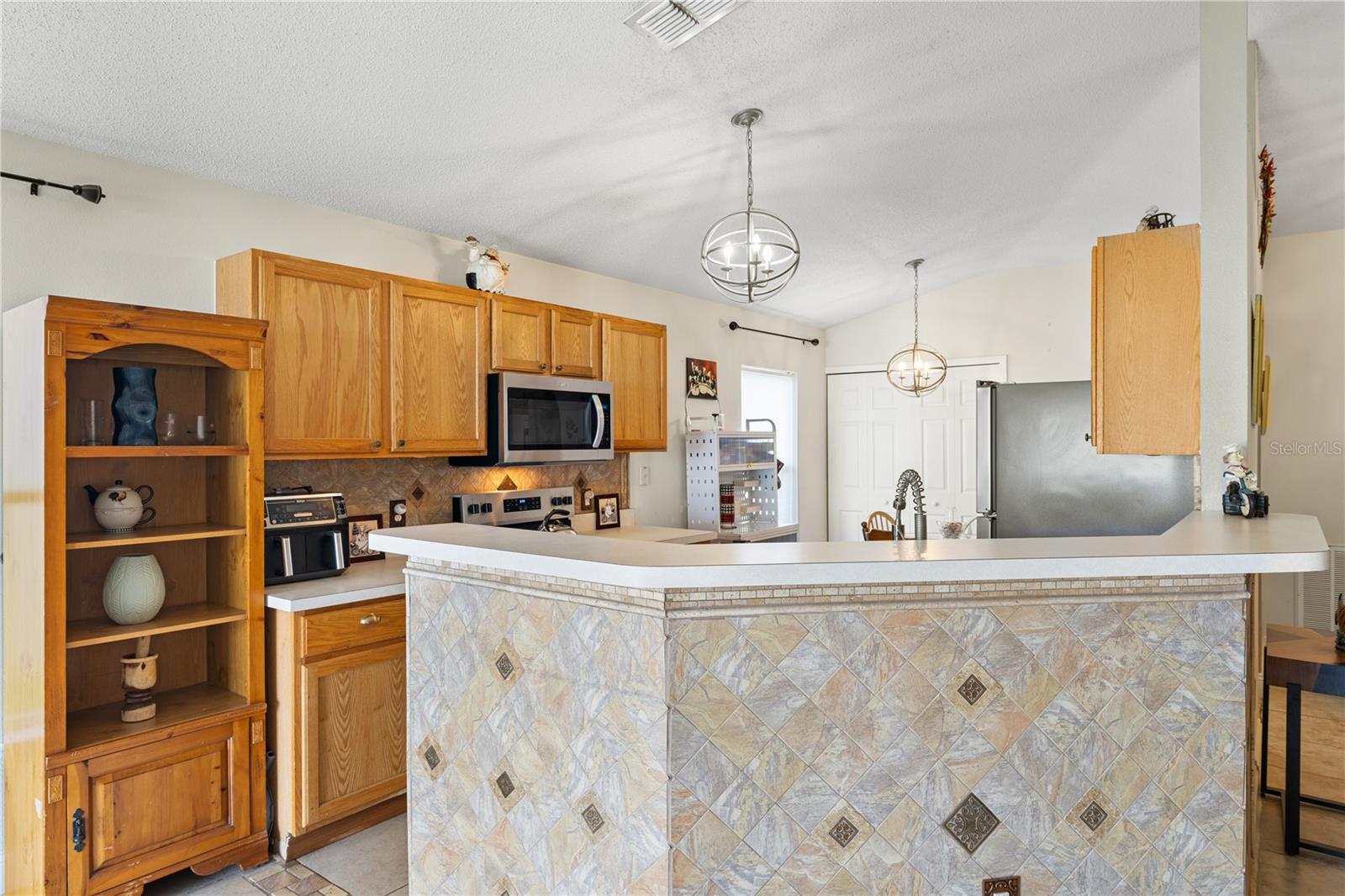 2912 Belle Lane