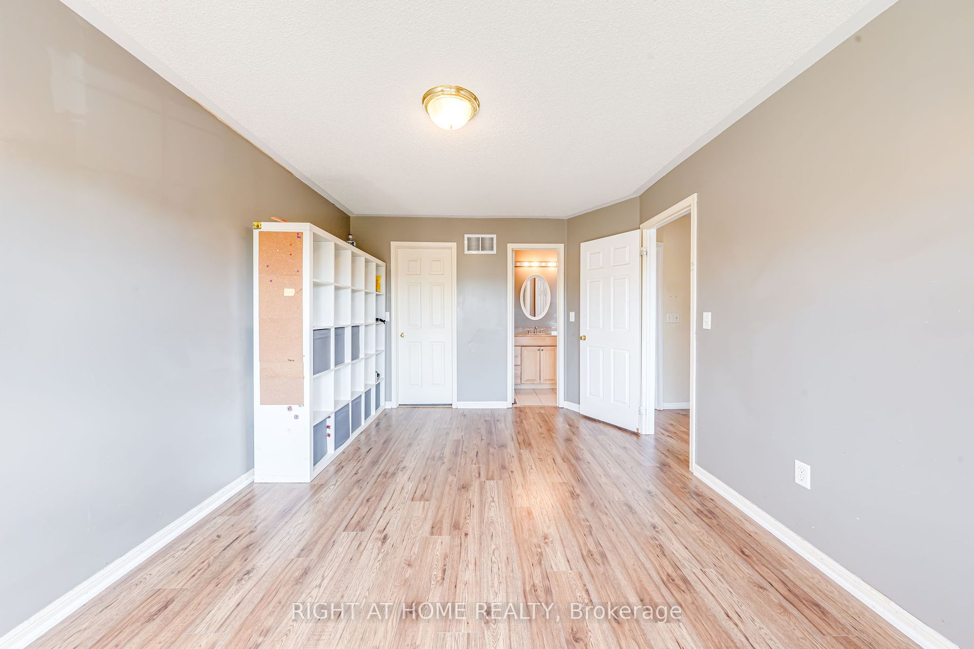 3155 Rock Harbour Rd