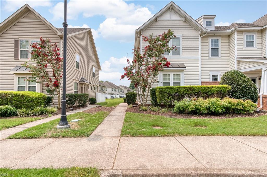 3215 Kenton Court