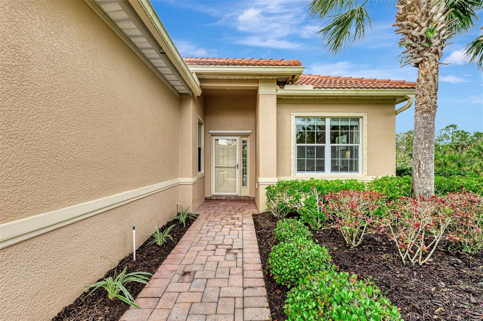 13241 Creekside Lane