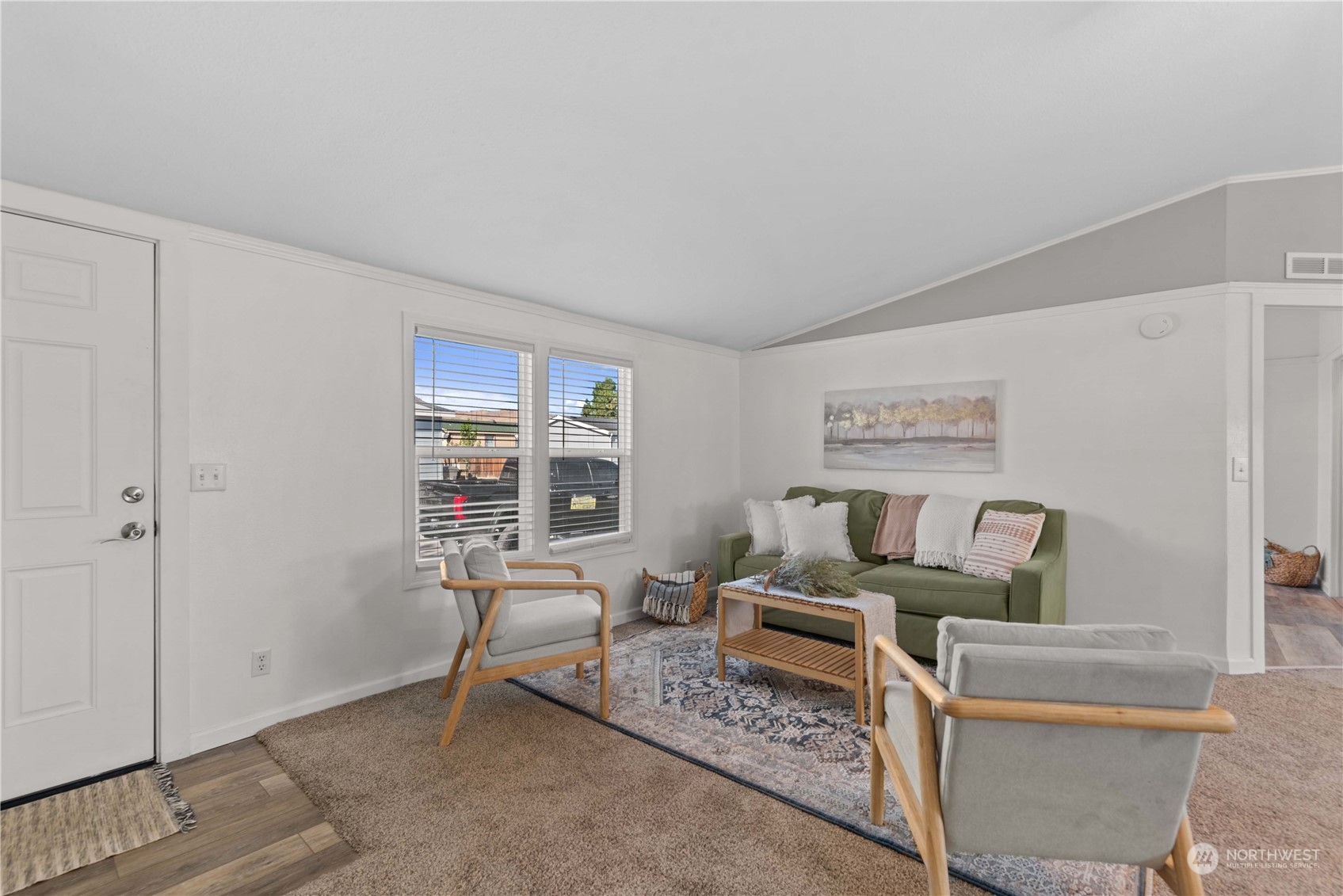 1643 Ridgeview Lane