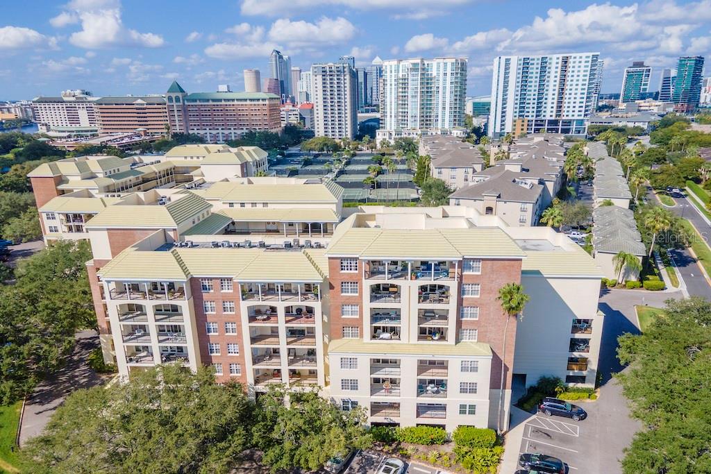 1002 S Harbour Island Boulevard 1302