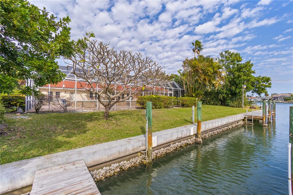 700 Old Compass Road