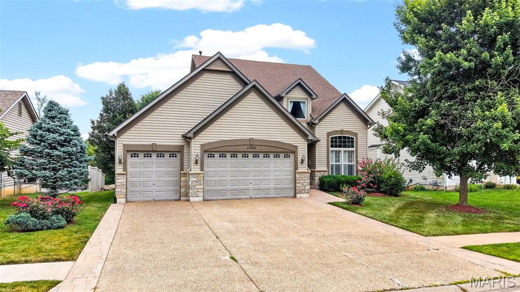 1304 Forest Way