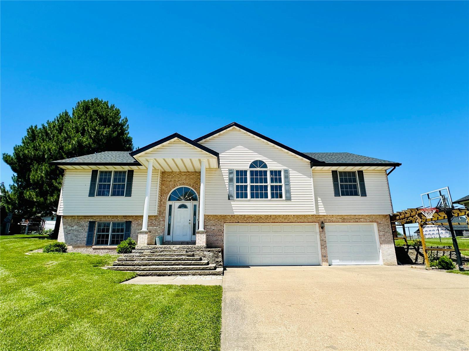 10 Hibiscus Lane