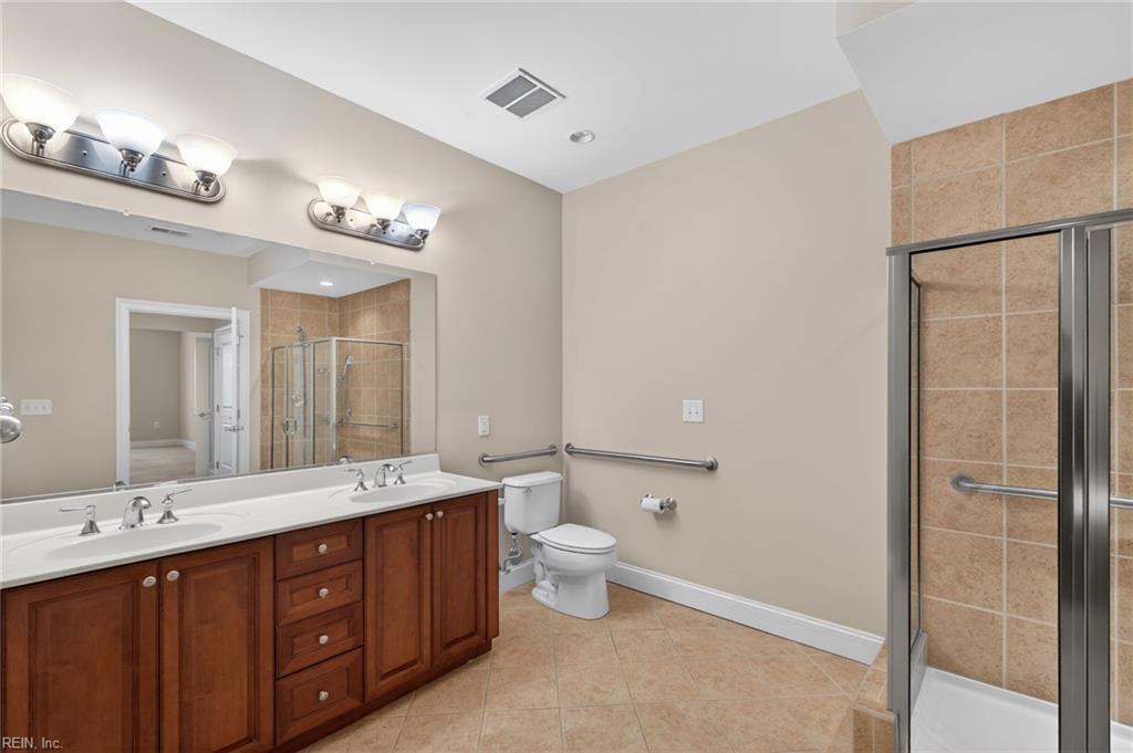 955 Bolling Avenue 204