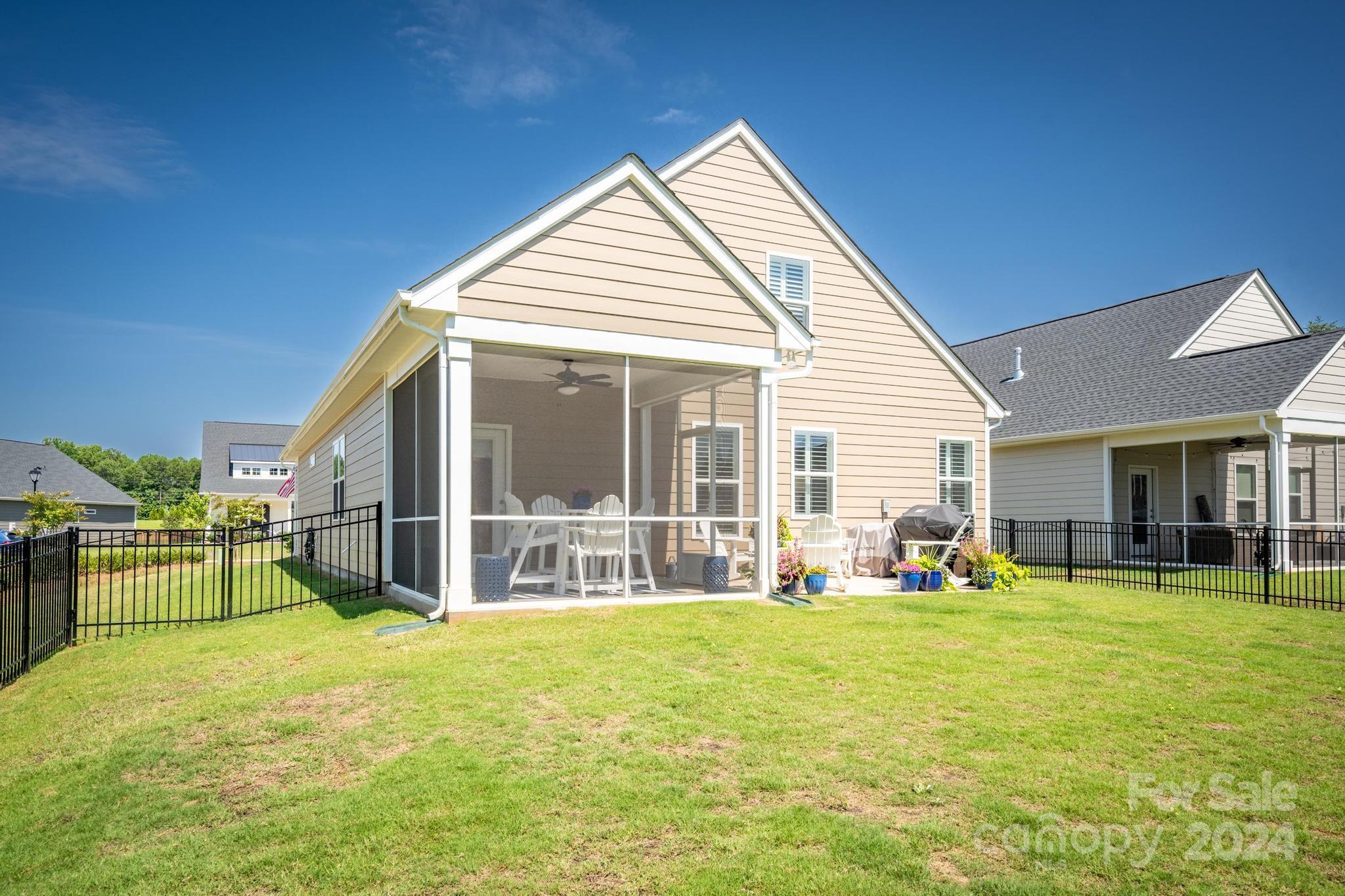 3619 Whitney Way