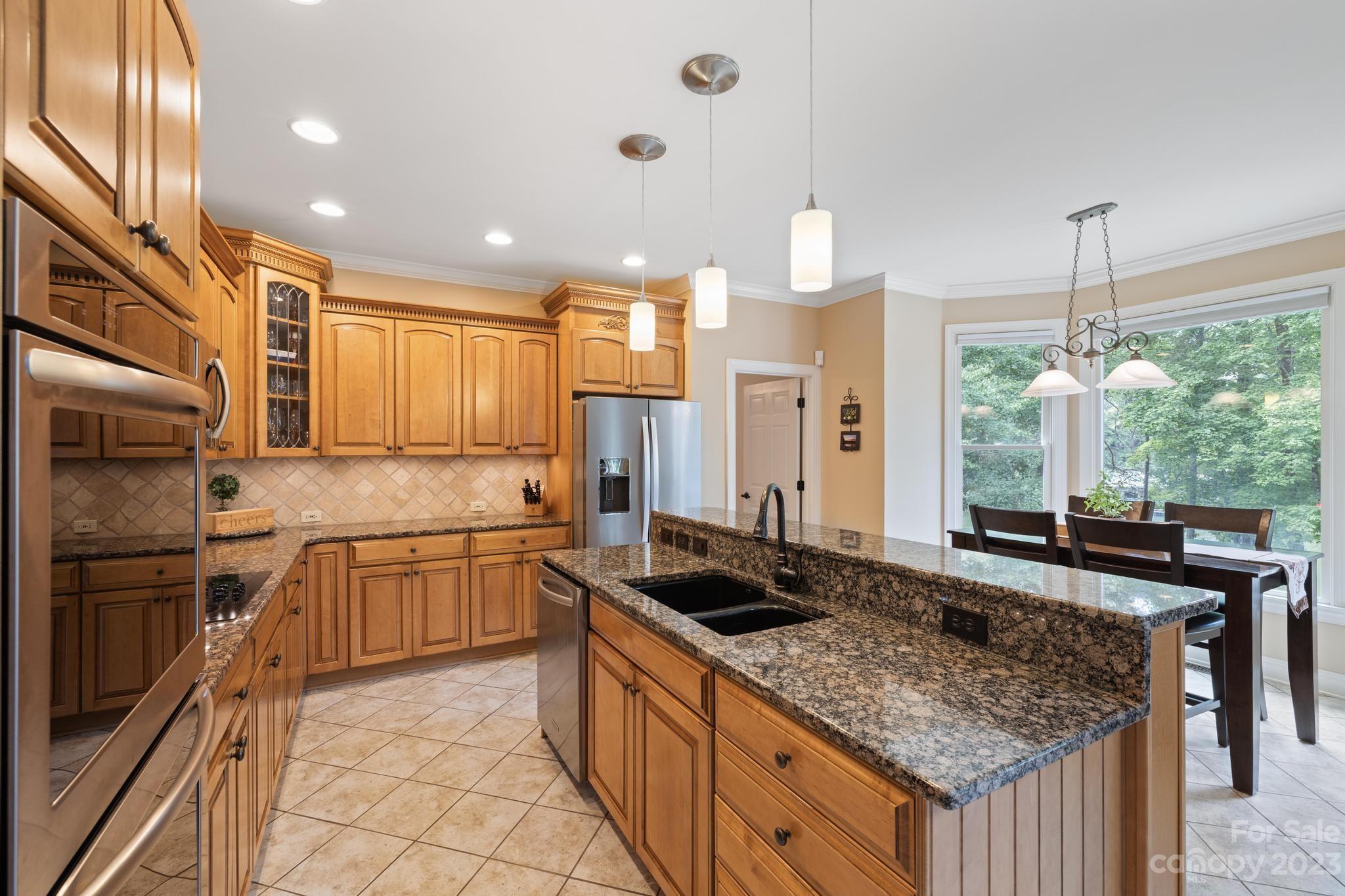 8884 Beach Bluff Court