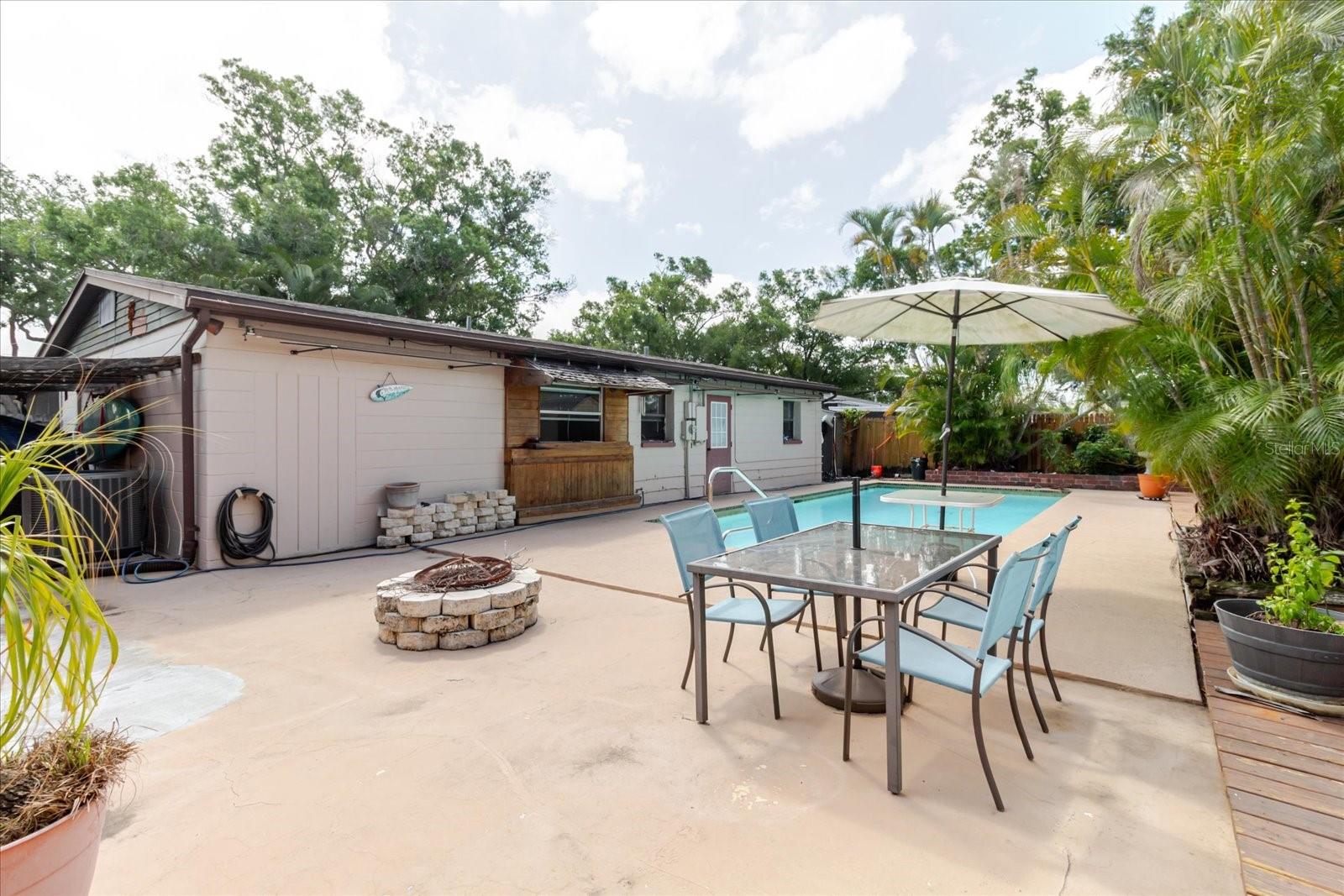8300 54th Street N