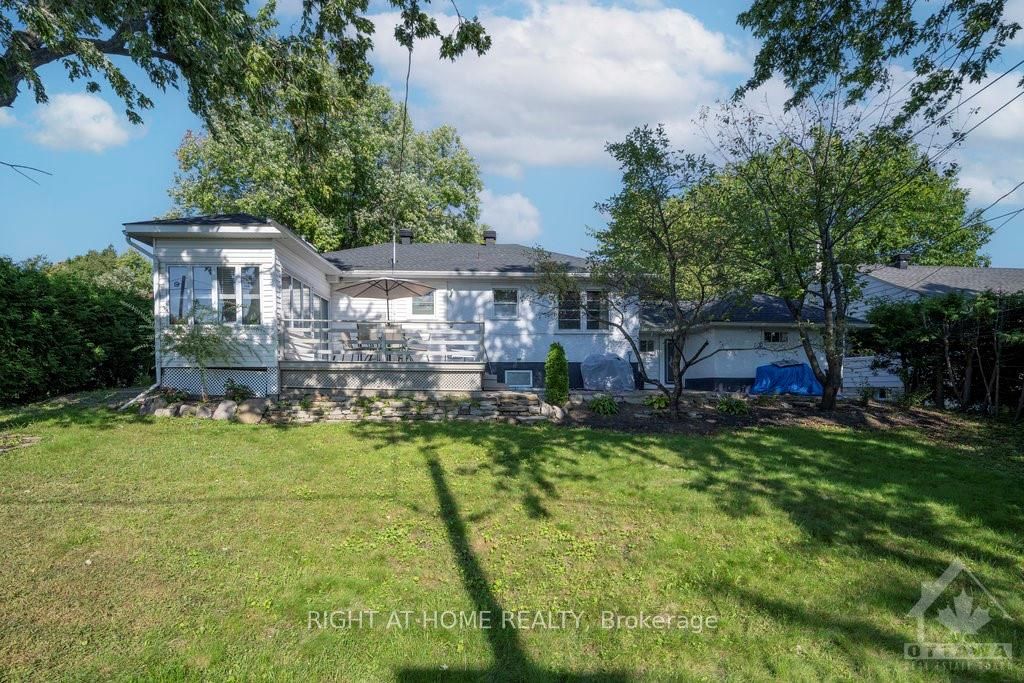 2 FLORETTE St