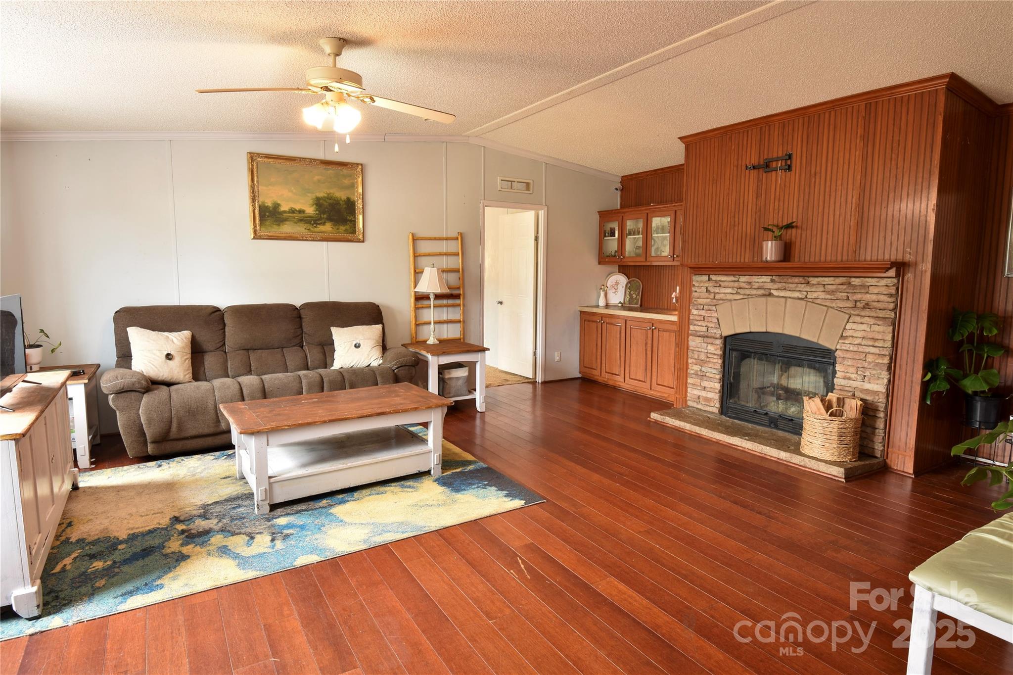 1007 W Cabaniss Road