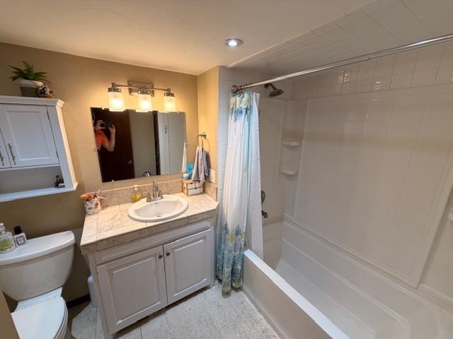 3140 N 15th