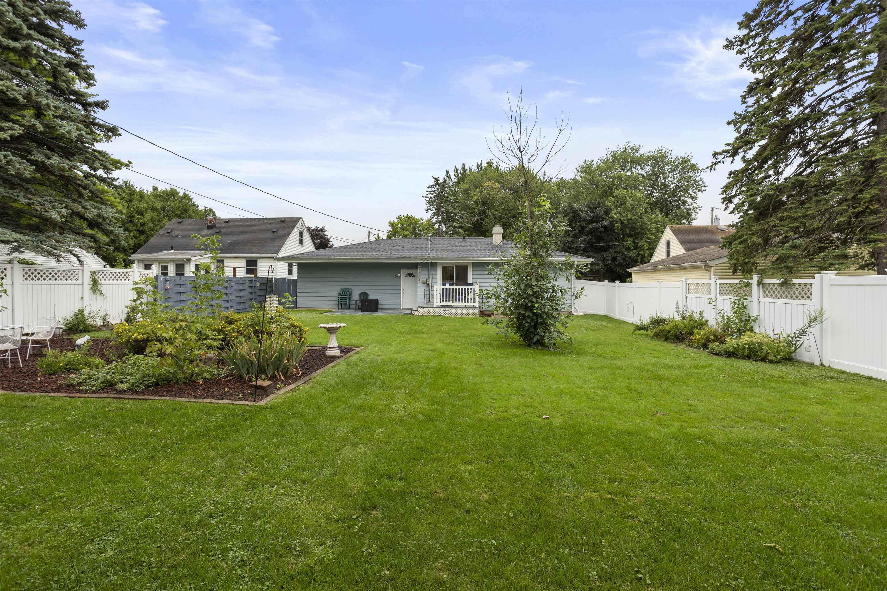 224 E Taft Avenue