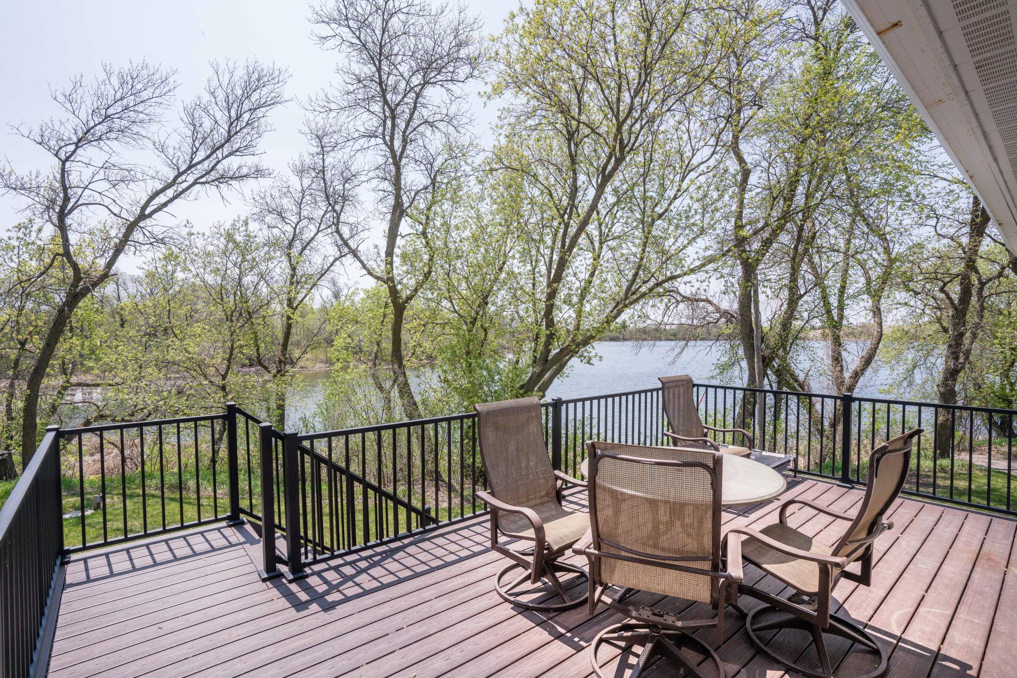 18739 County Highway 33