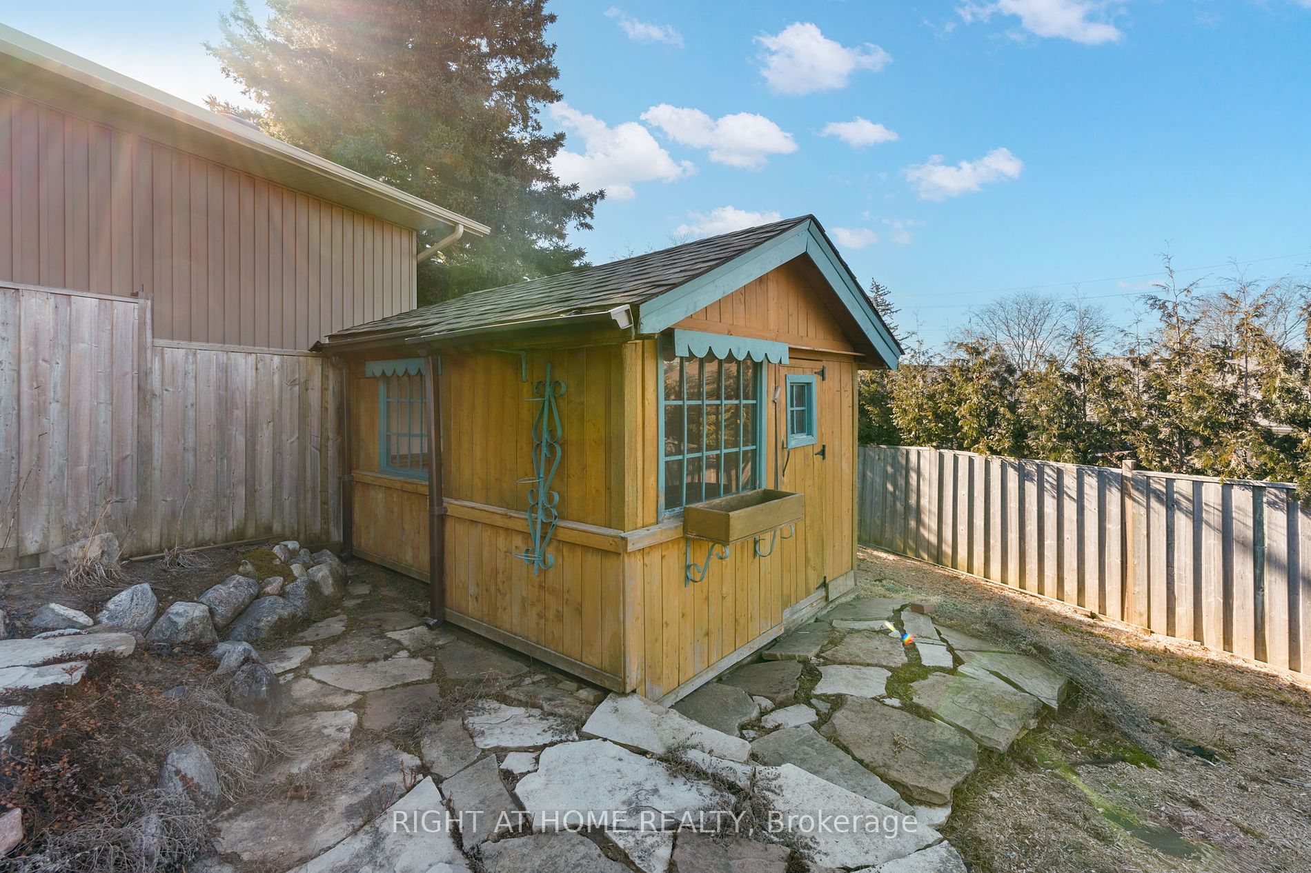 124 Norwood Crt