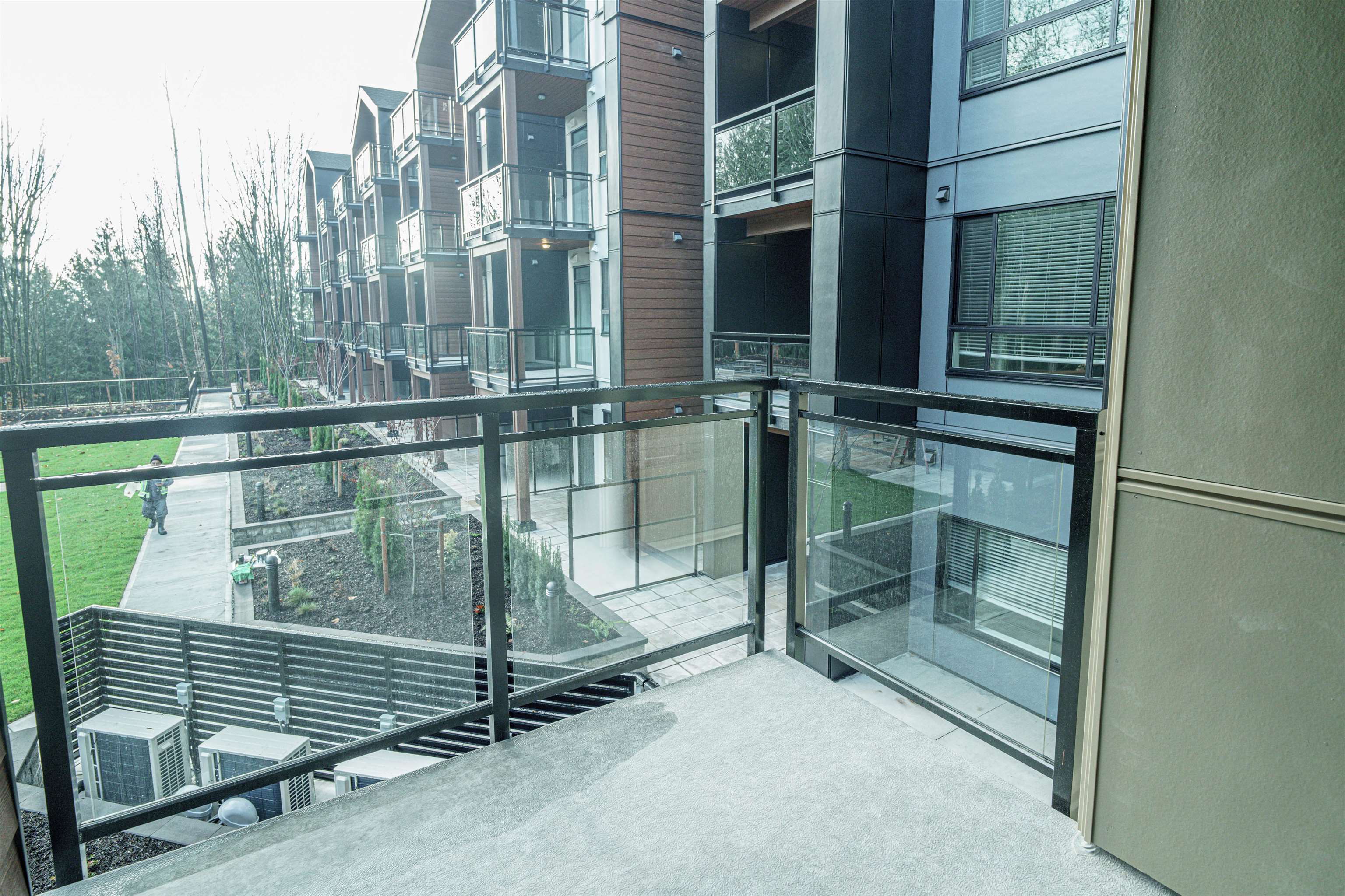 32690 14th Avenue 225