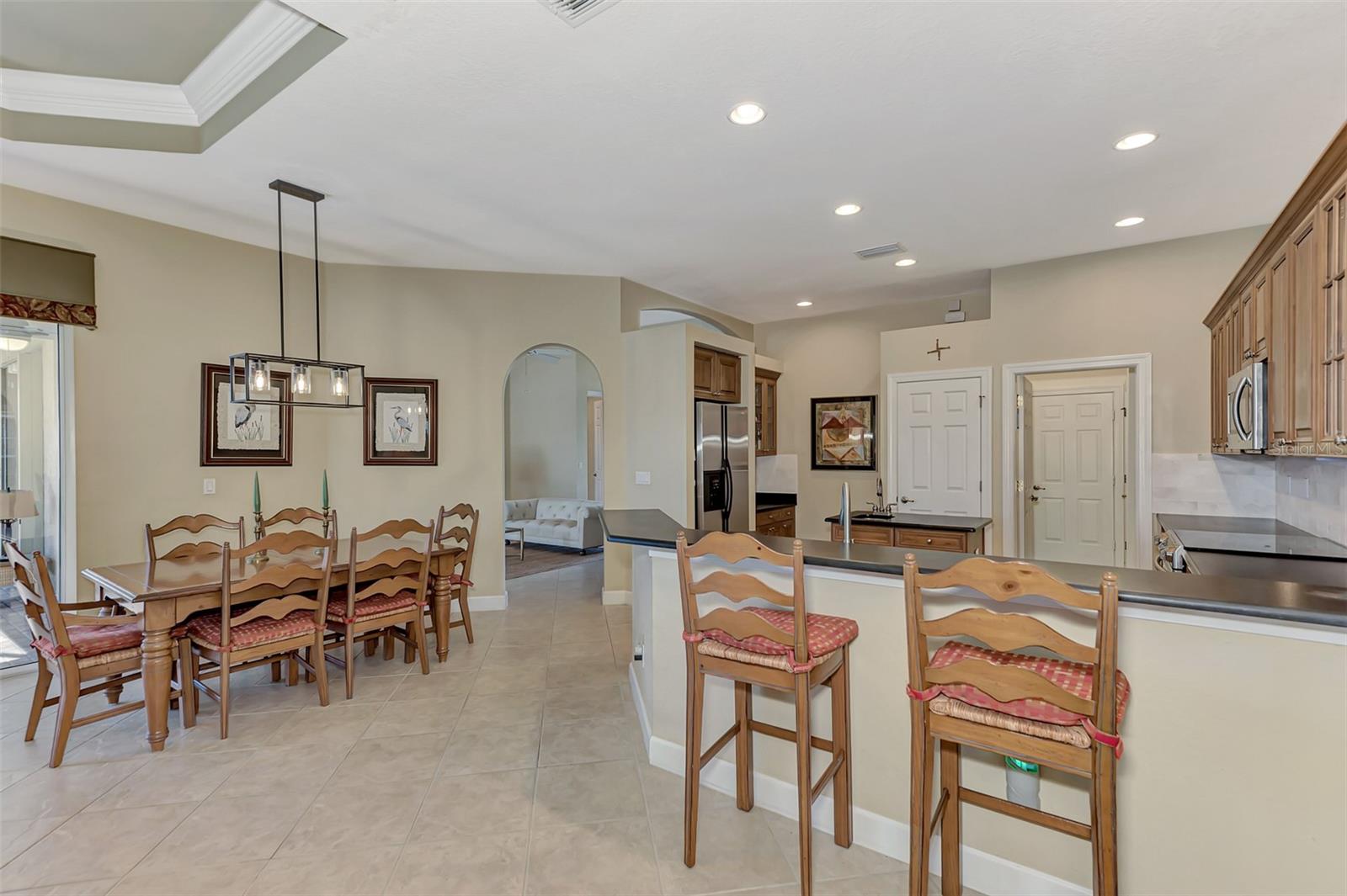 4233 Grosse Pointe Drive