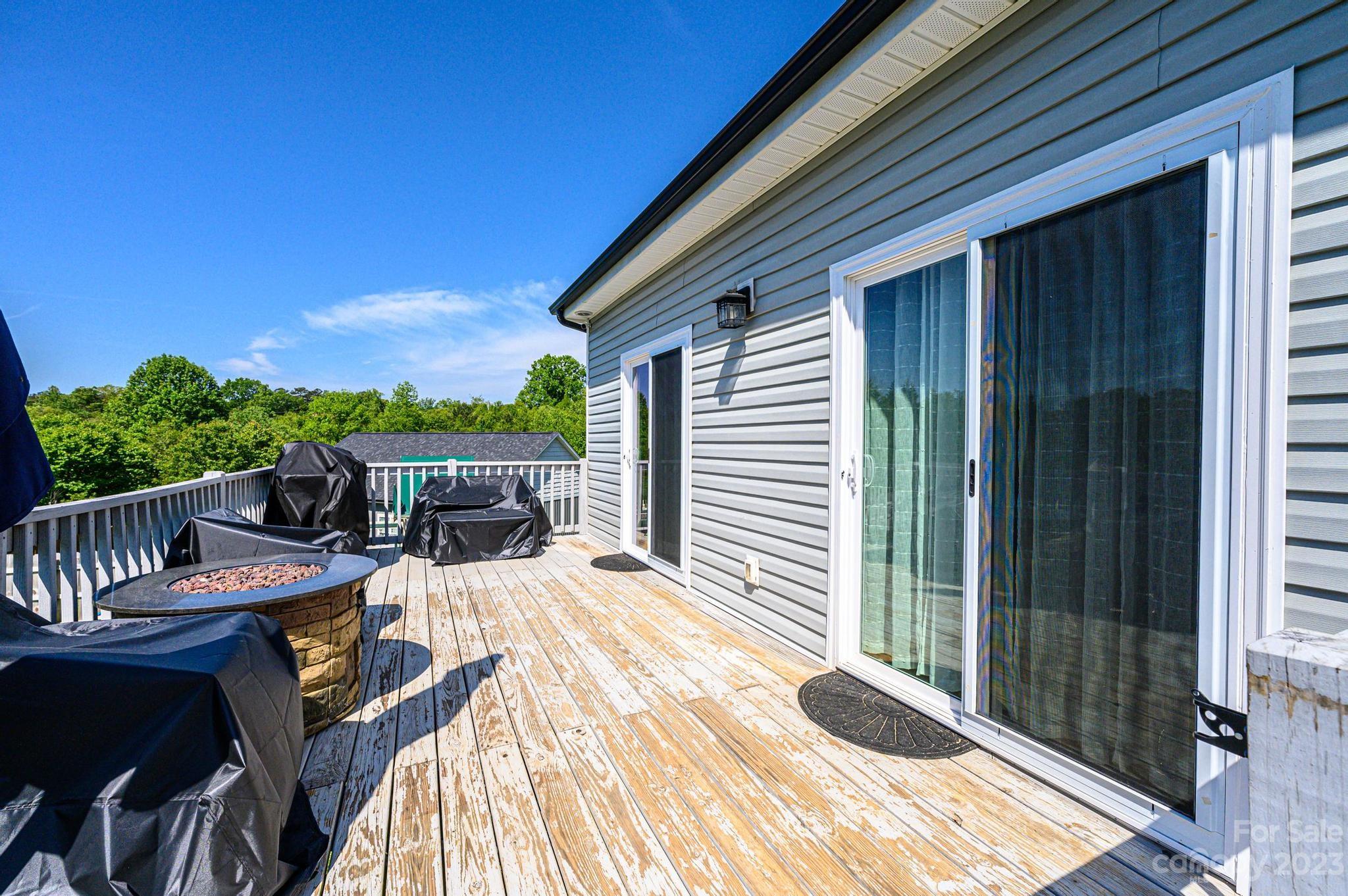 62 W Highland Avenue
