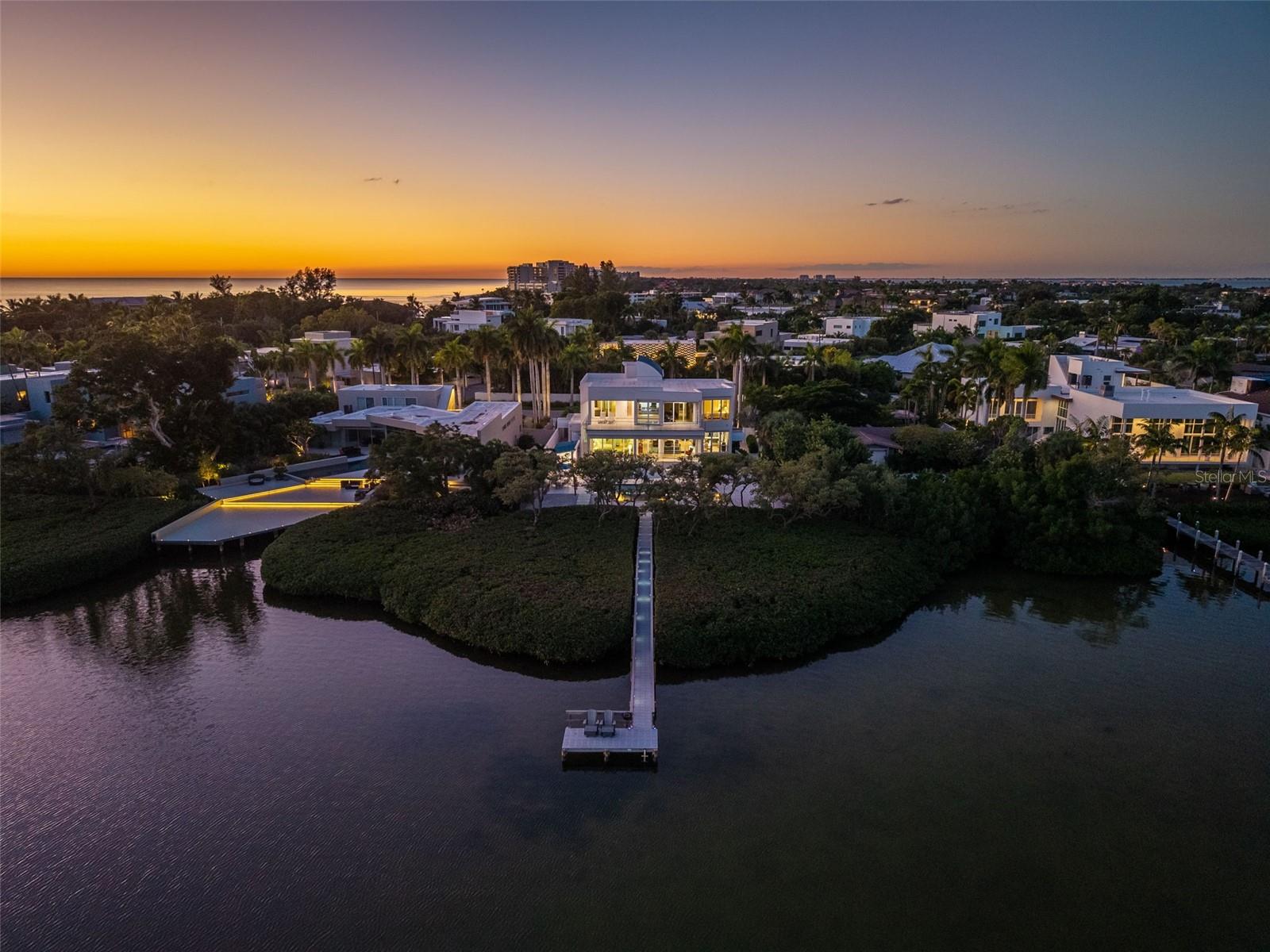 222 Morningside Drive, Sarasota, FL