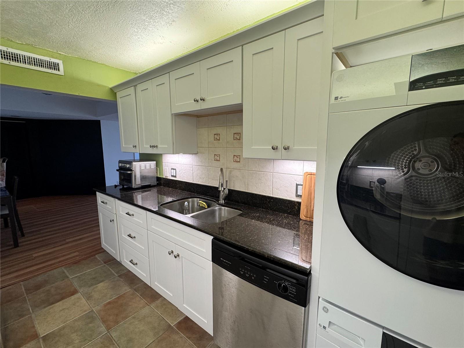 3211 W Swann Avenue 1005