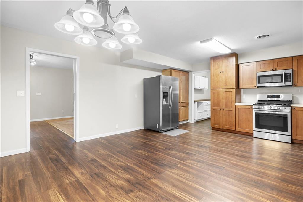 211 N Lincoln Street