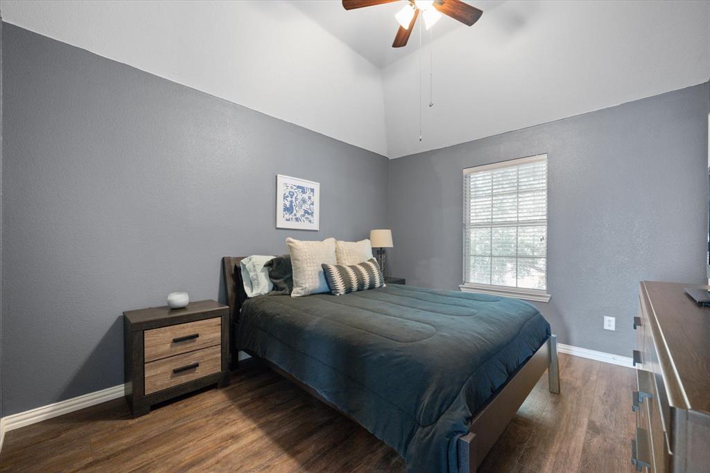 1817 Meadow Ridge Drive