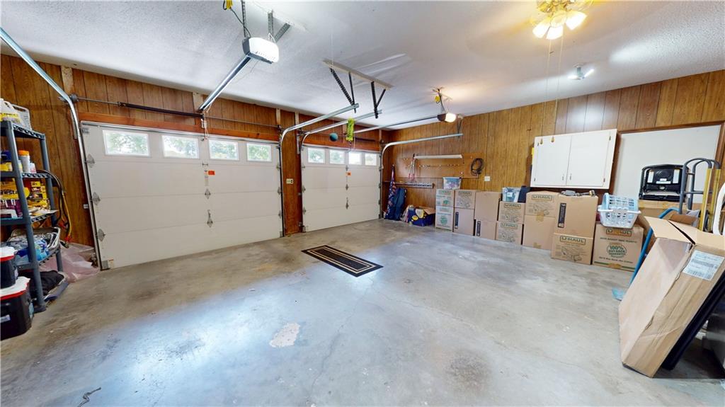 109 E Hardin Place