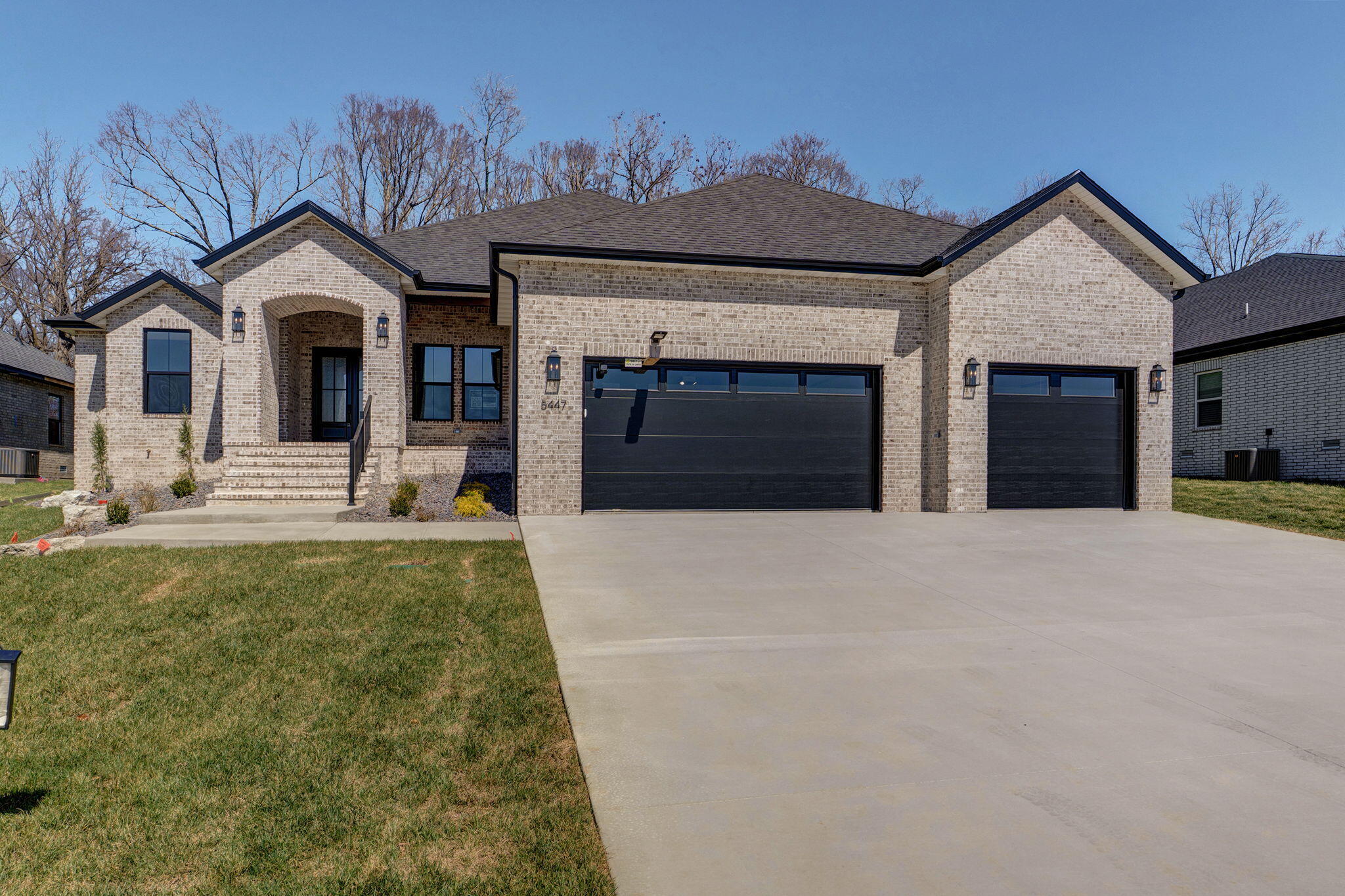 5447 E Wild Horse Drive
